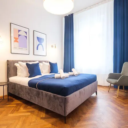 Central Apartments By Tyzenhauz Kraków Zewnętrze zdjęcie